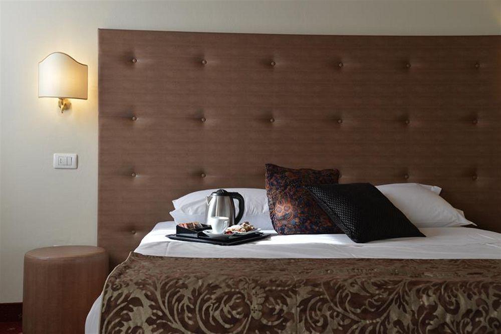 Franciscus Hotel Verona Eksteriør billede