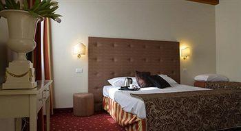 Franciscus Hotel Verona Eksteriør billede