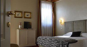 Franciscus Hotel Verona Eksteriør billede
